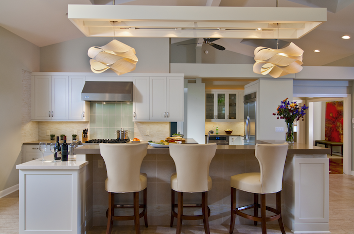 ENTICING KITCHENS