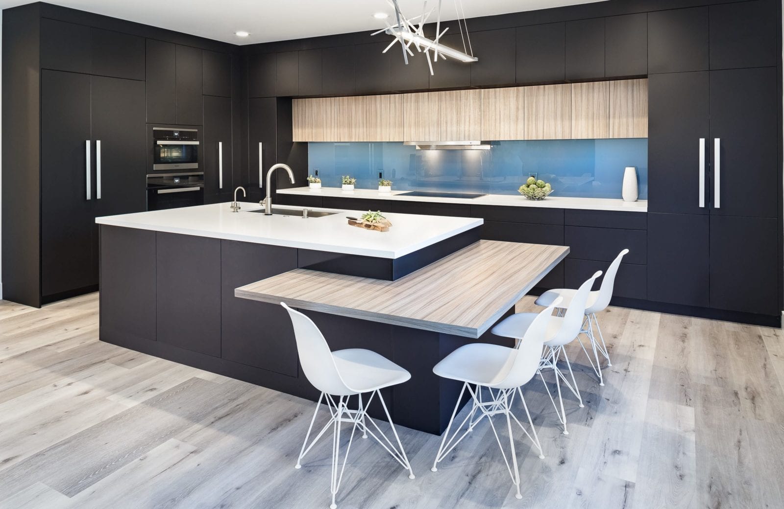2020 REMMIE Bay Area Residential Interior Modern Open Plan Kitchen Award Winner