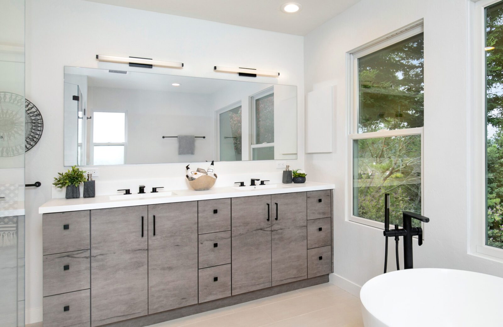 Serene Moraga Primary Bathroom Remodel