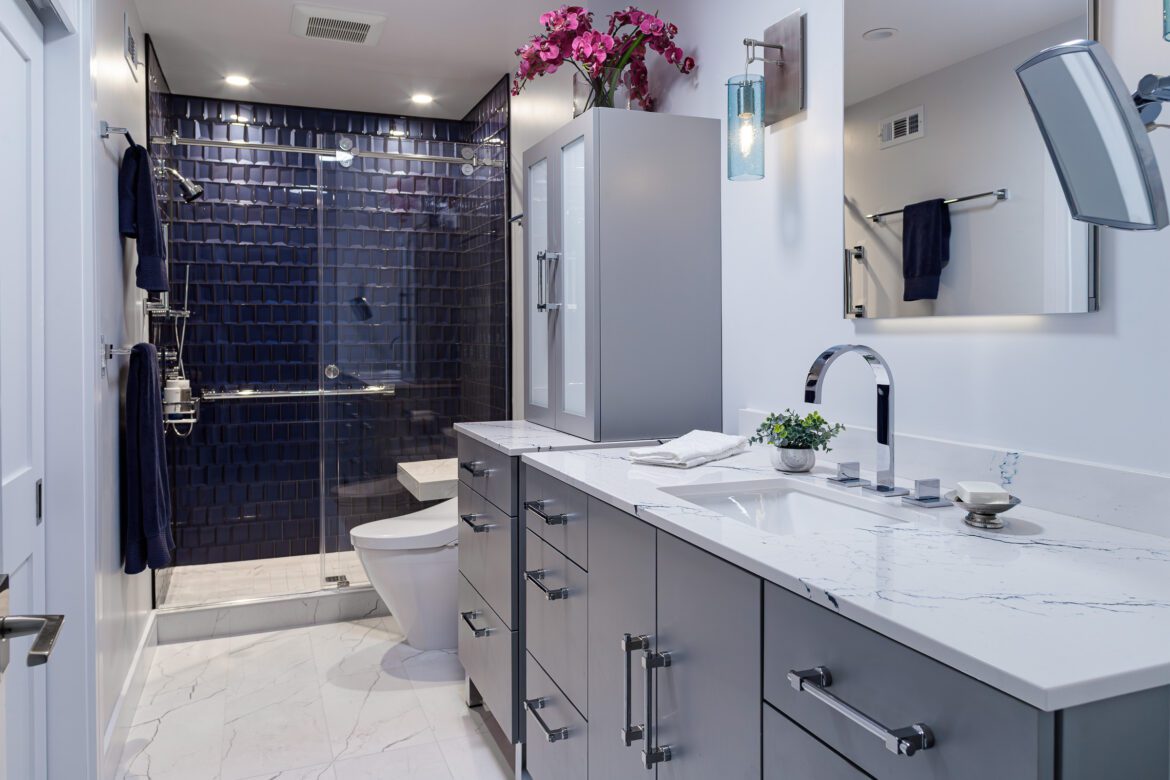 primary bathroom remodel, 3d blue tile walls, grey double vanity cabinets, chrome fixtures