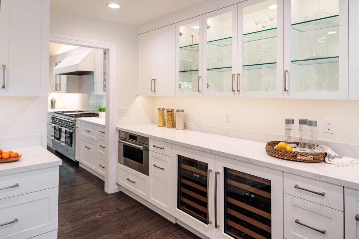 speed oven, butlers pantry, quartz runner