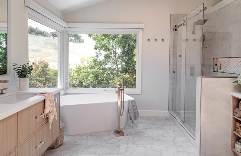 Bathroom Remodels >